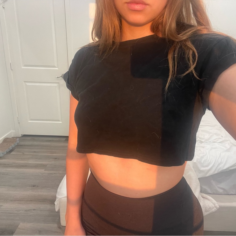 Cute black crop top ✨❤️